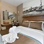 The Pera Hotel